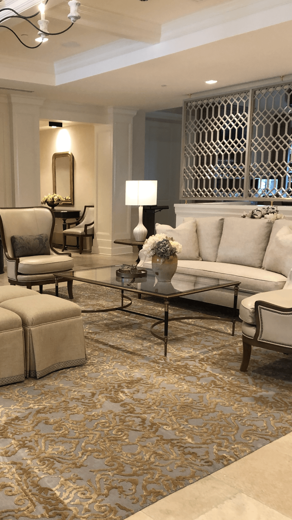 San Lorenzo, a beautiful combination of Tibetan Wool & Chinese Silk.